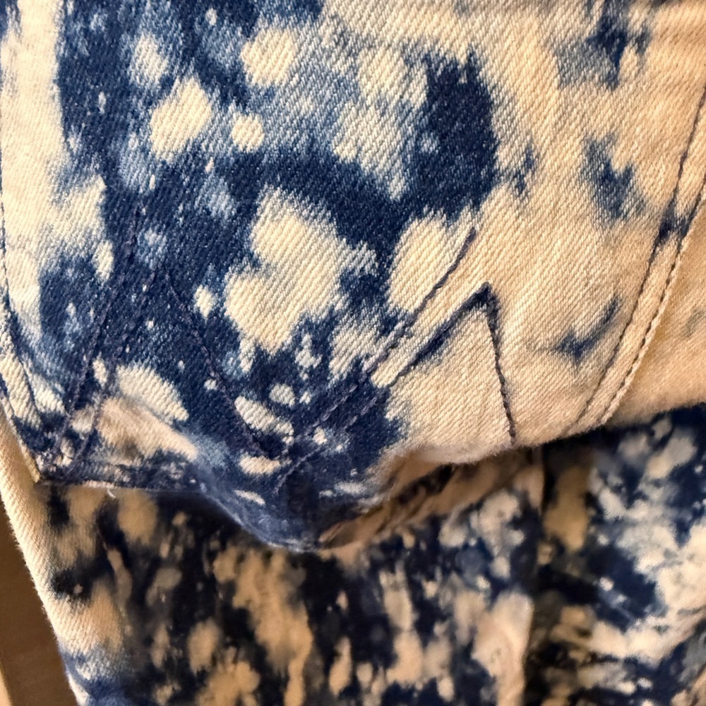 MOTHER The Looker Ankle Jean in Hot Spot Wash - Picture 4 of 8